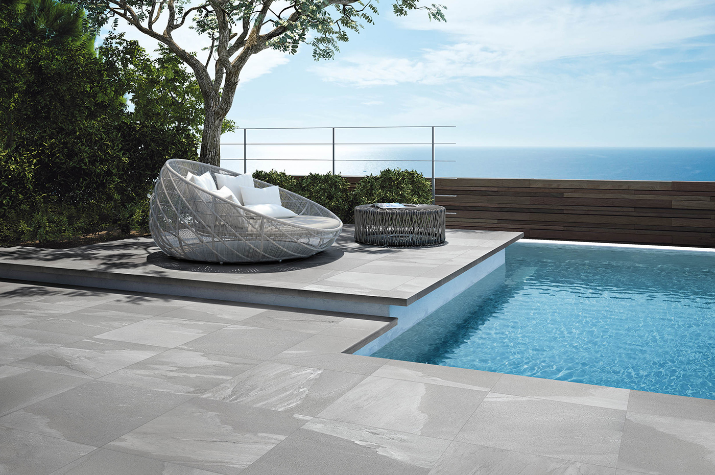 Summer is here: choose Italian porcelain stoneware for your outdoor space!